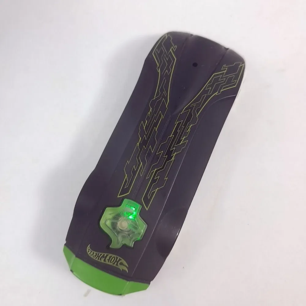 Mattel Hot Wheels 2010 Video Racer W6722 Micro Camera Car black green WORKS